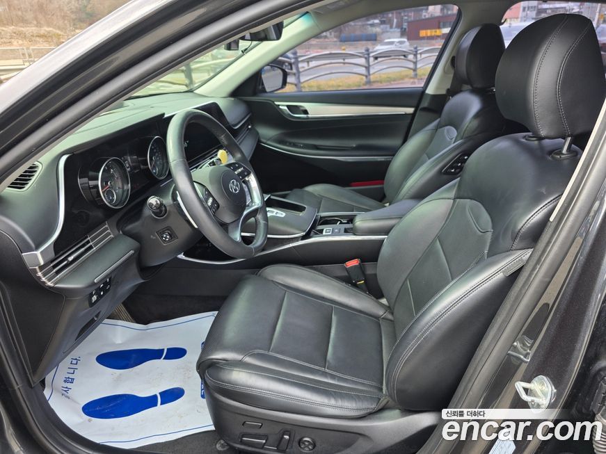 Hyundai Grandeur 2020