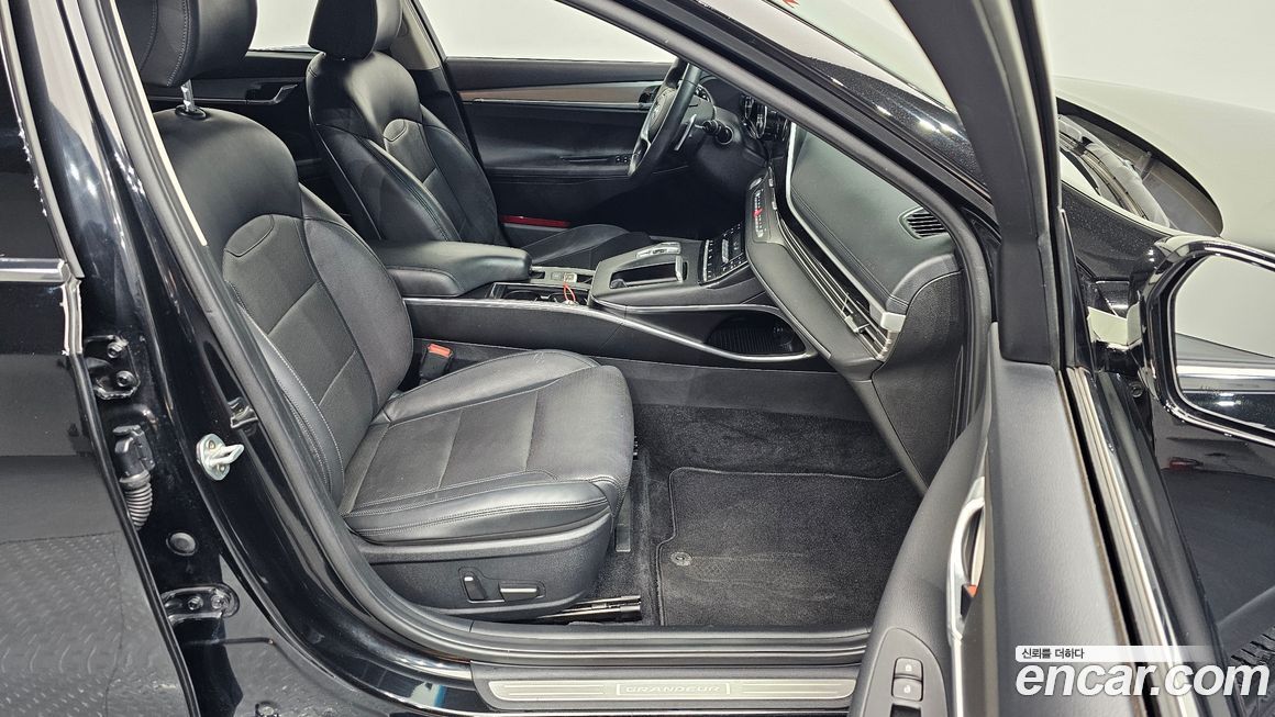 Hyundai Grandeur 2020