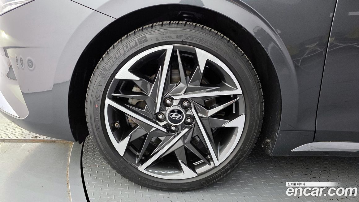 Hyundai Grandeur 2021