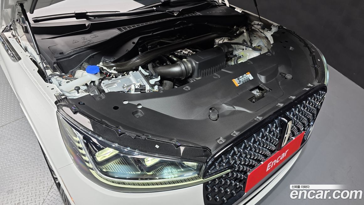 Lincoln Aviator 2025