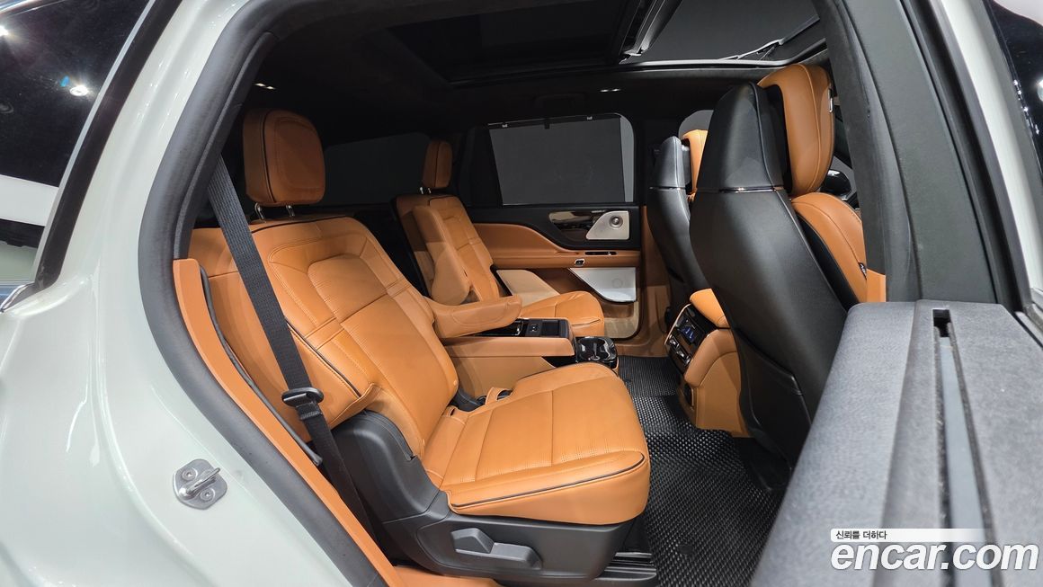 Lincoln Aviator 2025