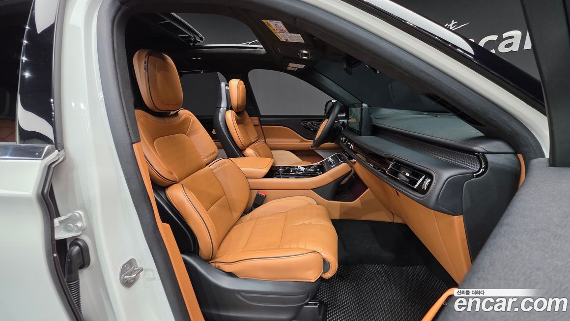 Lincoln Aviator 2025