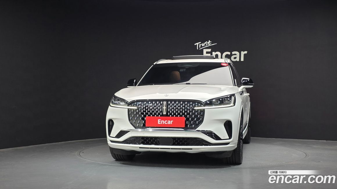 Lincoln Aviator 2025