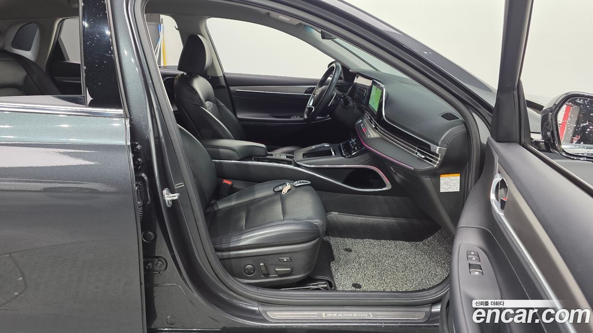 Hyundai Grandeur 2020