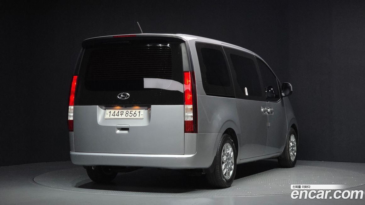 Hyundai Staria 2022