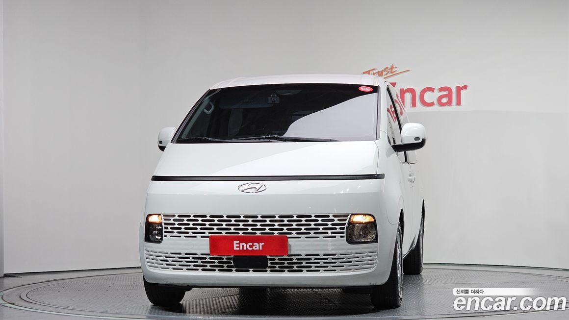 Hyundai Staria 2022
