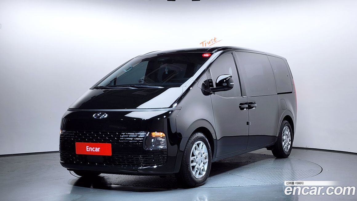 Hyundai Staria 2022