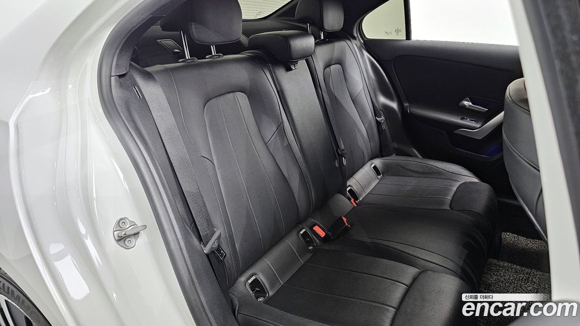 Mercedes-Benz A-Class 2021