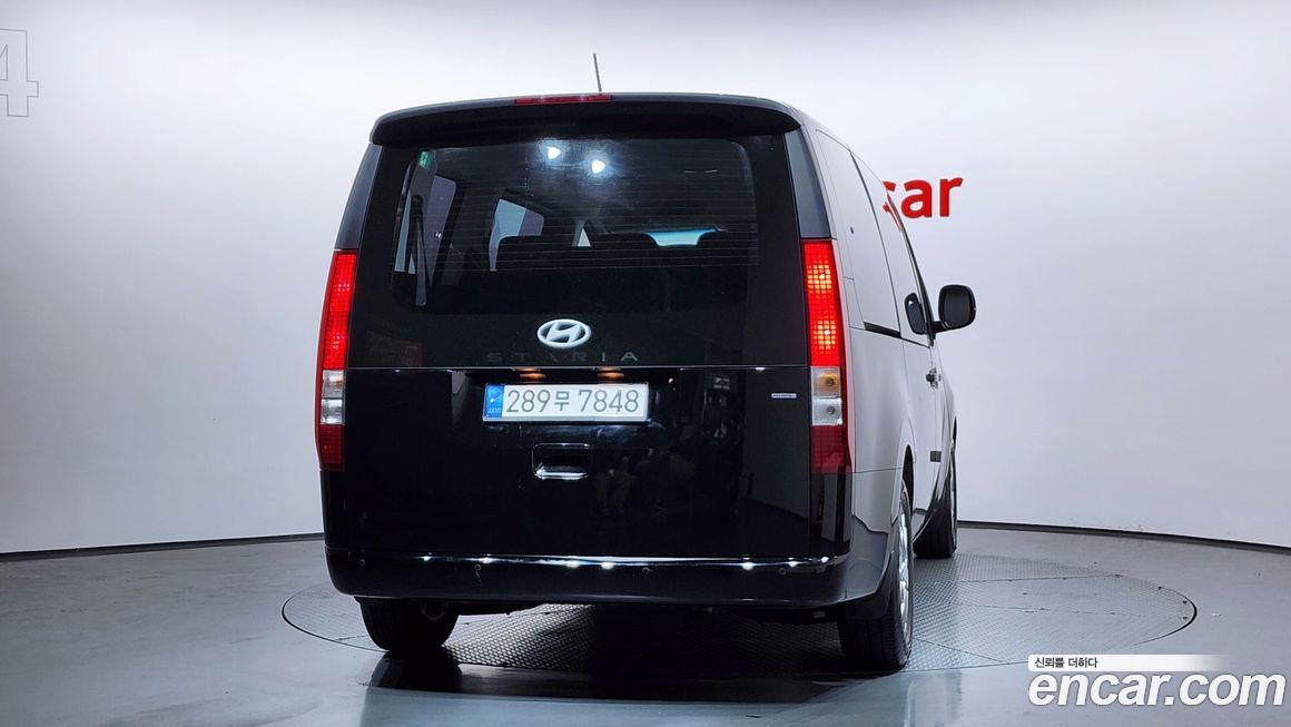 Hyundai Staria 2022