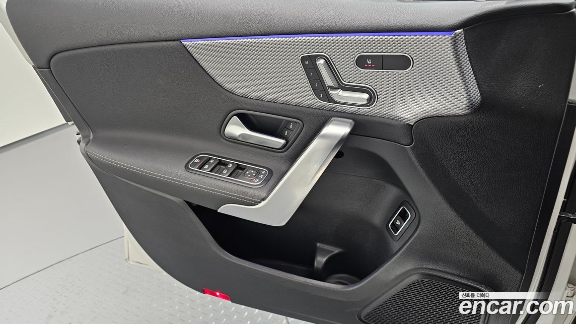 Mercedes-Benz A-Class 2021