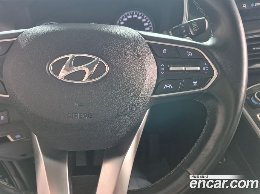 Hyundai Santafe 2022