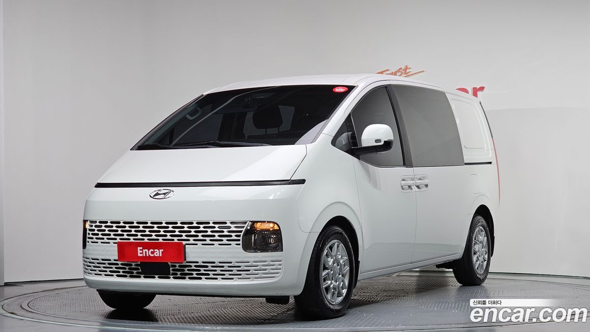 Hyundai Staria 2022