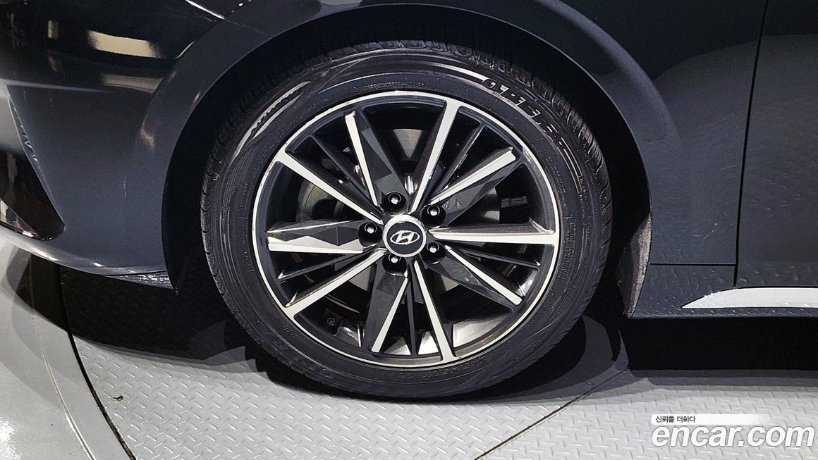 Hyundai Grandeur 2021