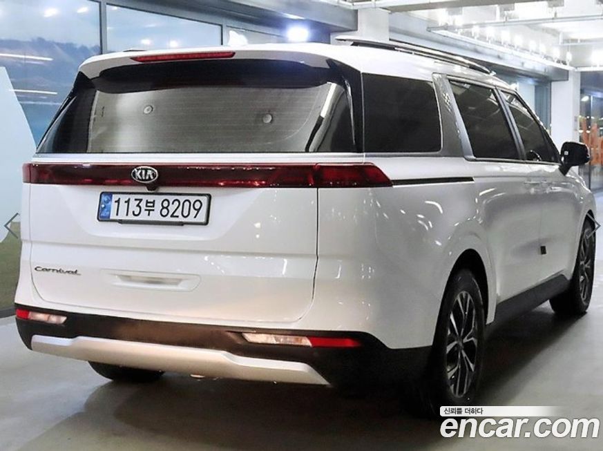 Kia Canival 2021