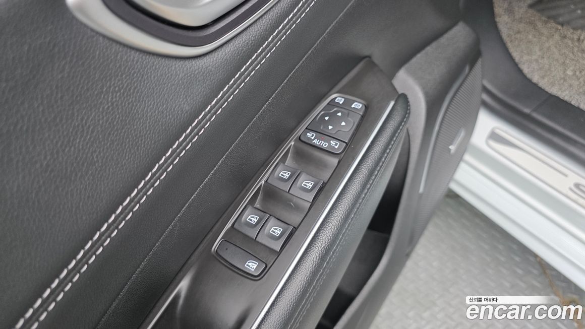 Renault-KoreaSamsung SM6 2023