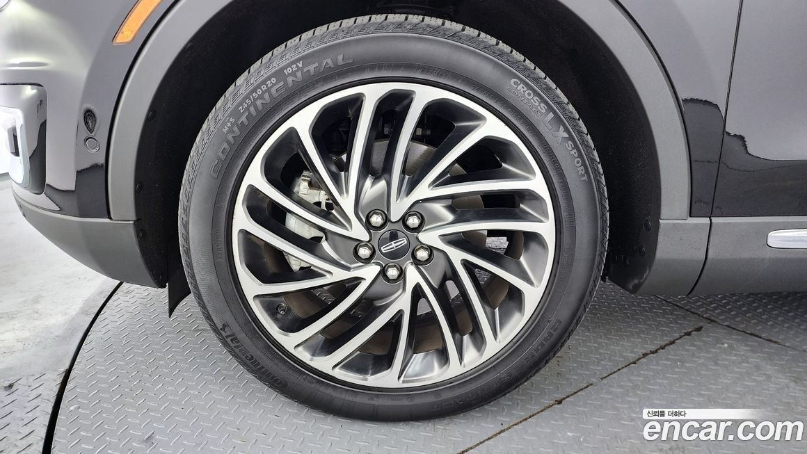 Lincoln Nautilus 2019