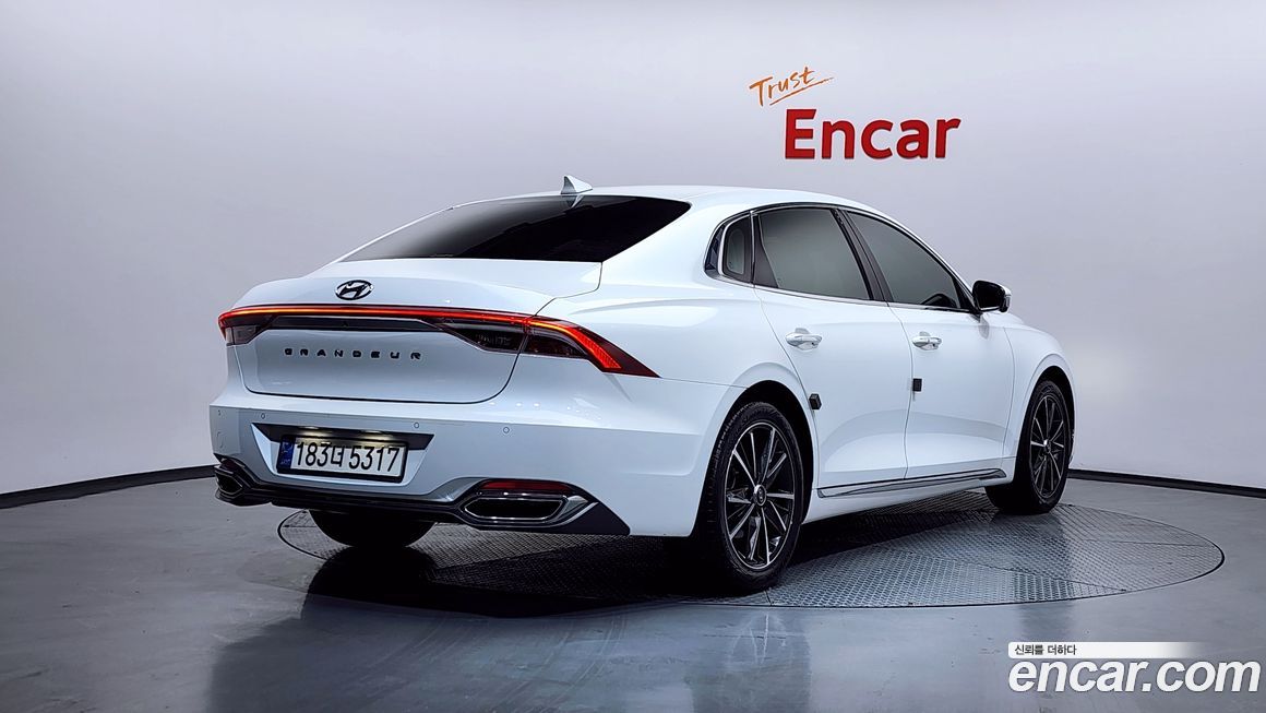 Hyundai Grandeur 2022