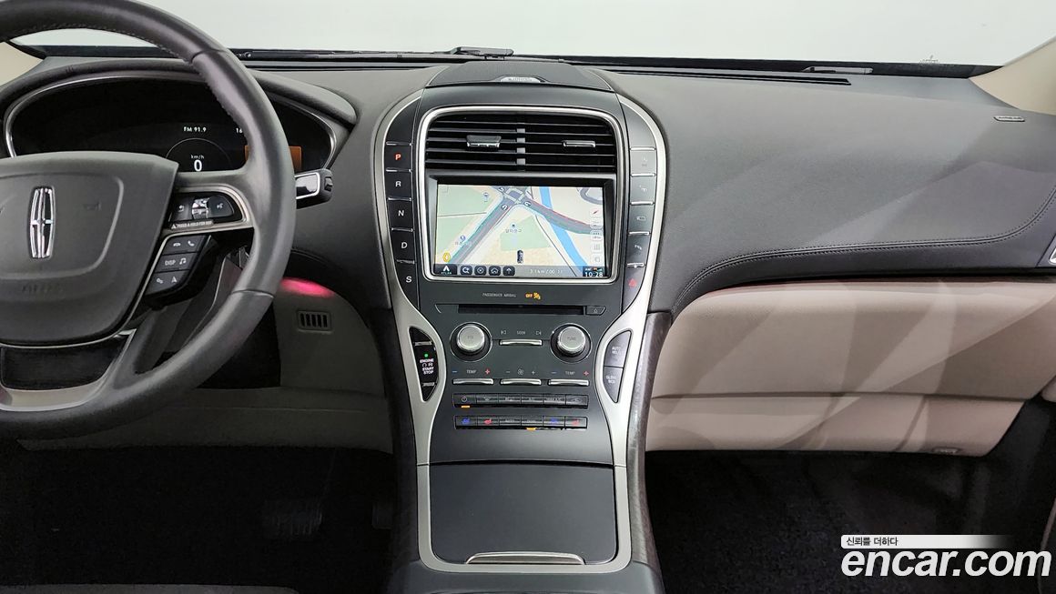 Lincoln Nautilus 2019