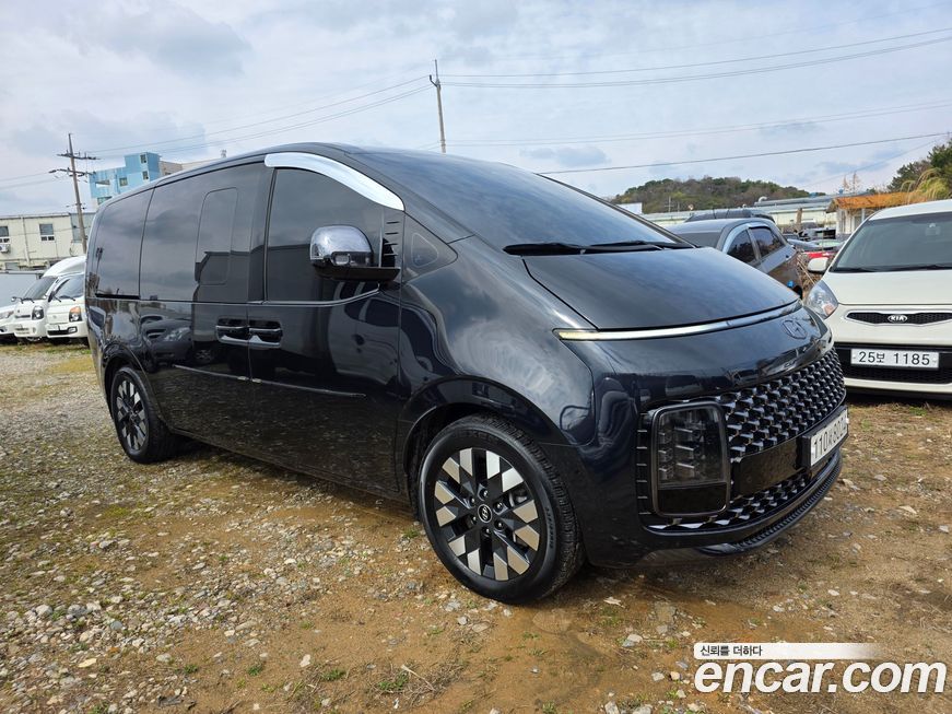 Hyundai Staria 2022
