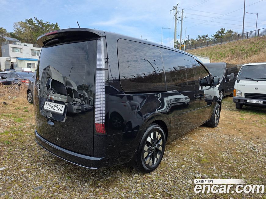 Hyundai Staria 2022