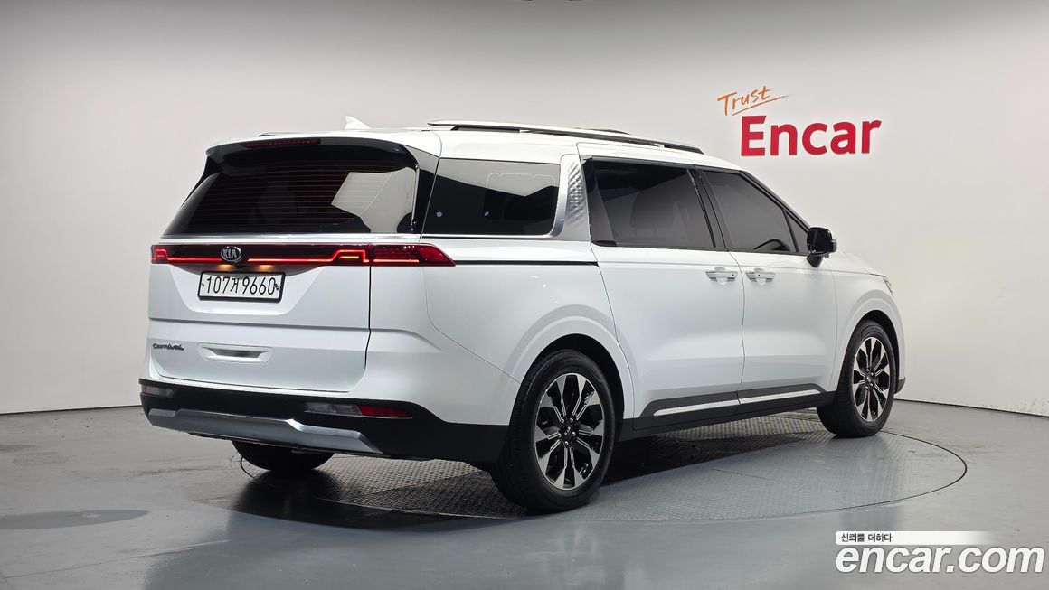 Kia Canival 2021