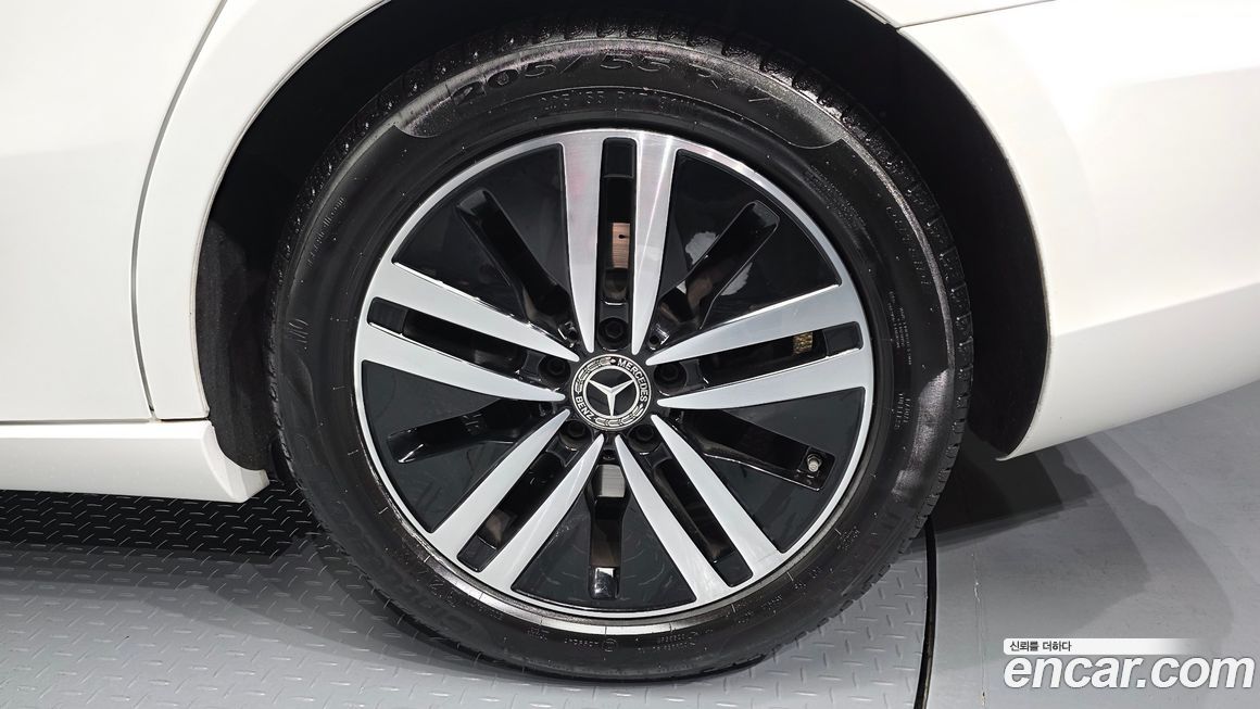 Mercedes-Benz A-Class 2022