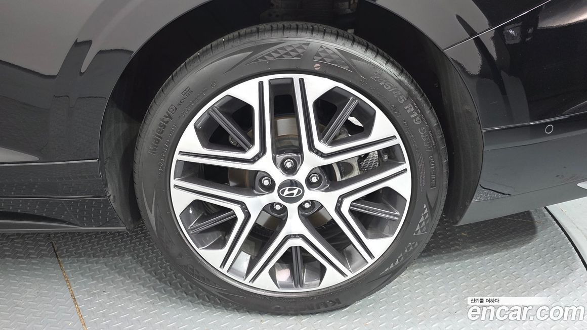 Hyundai Grandeur 2024