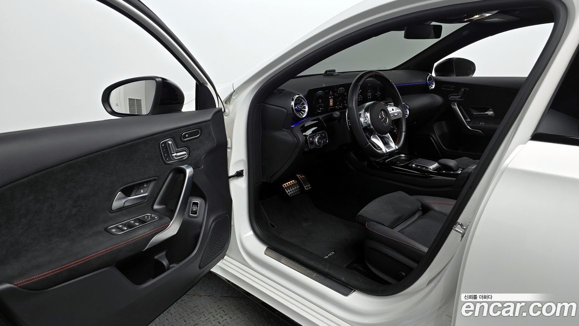 Mercedes-Benz A-Class 2023