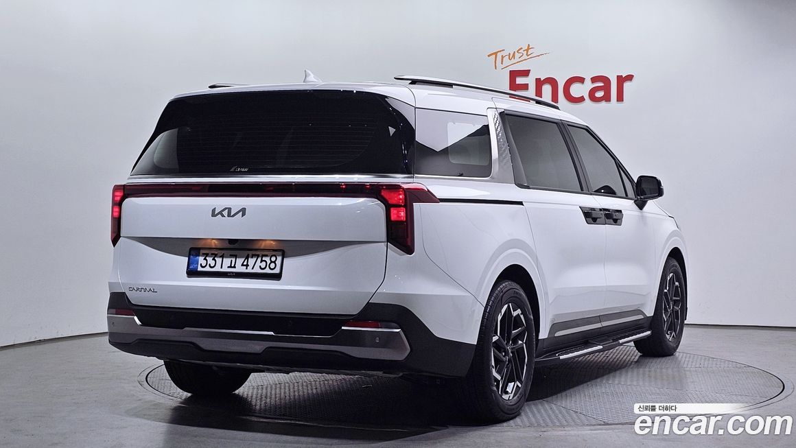 Kia Canival 2025