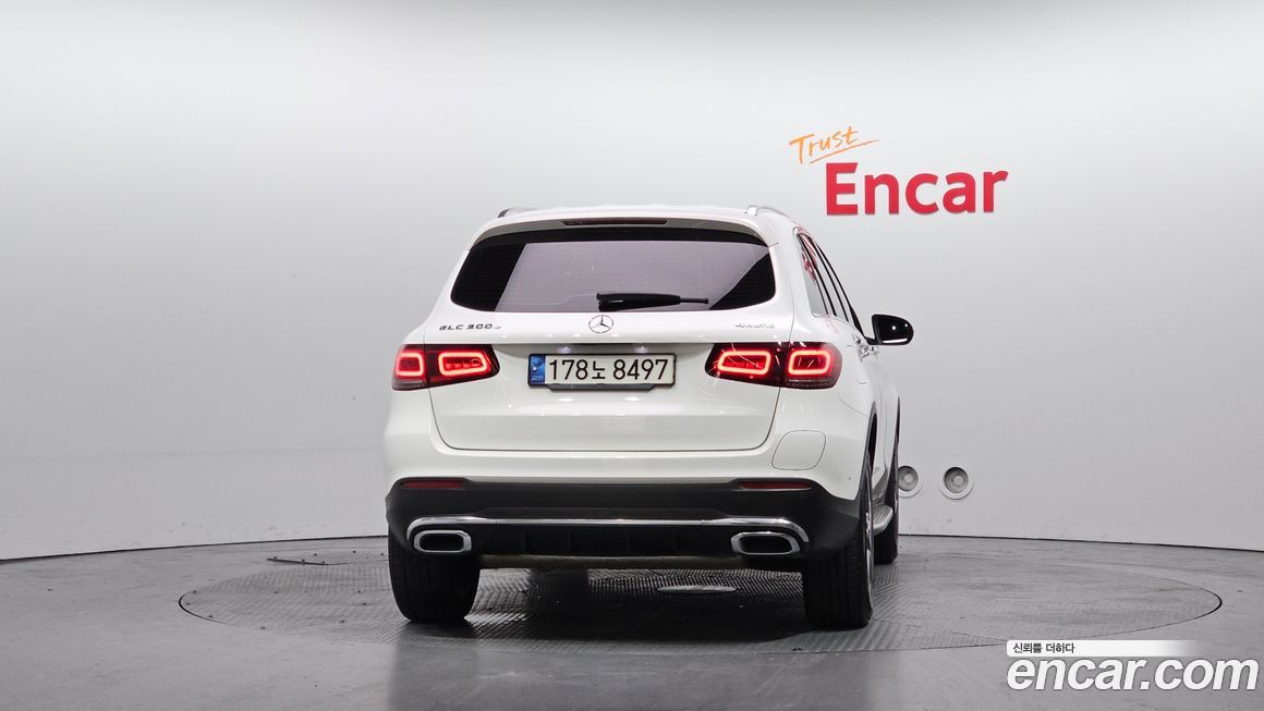 Mercedes-Benz GLC-Class 2022