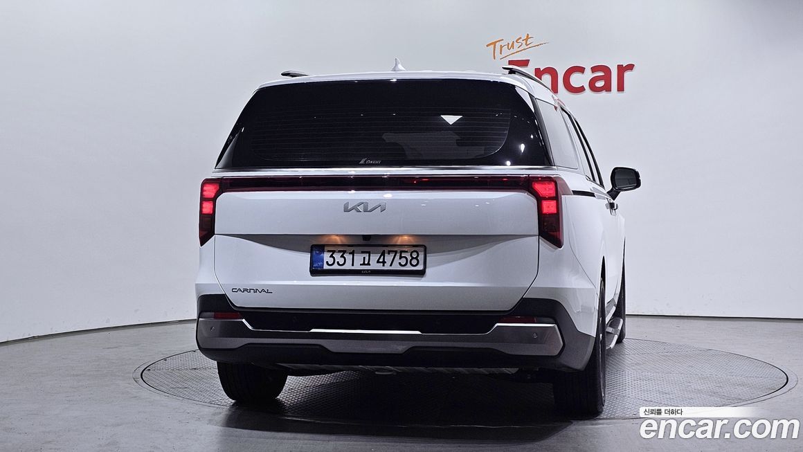 Kia Canival 2025
