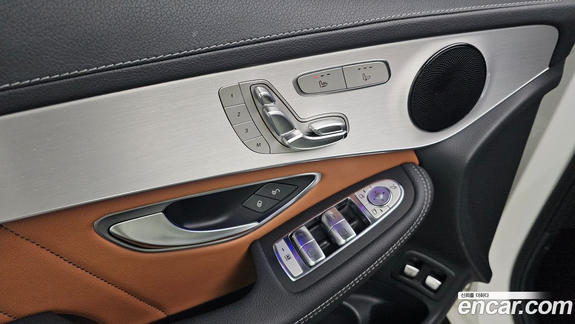 Mercedes-Benz GLC-Class 2022