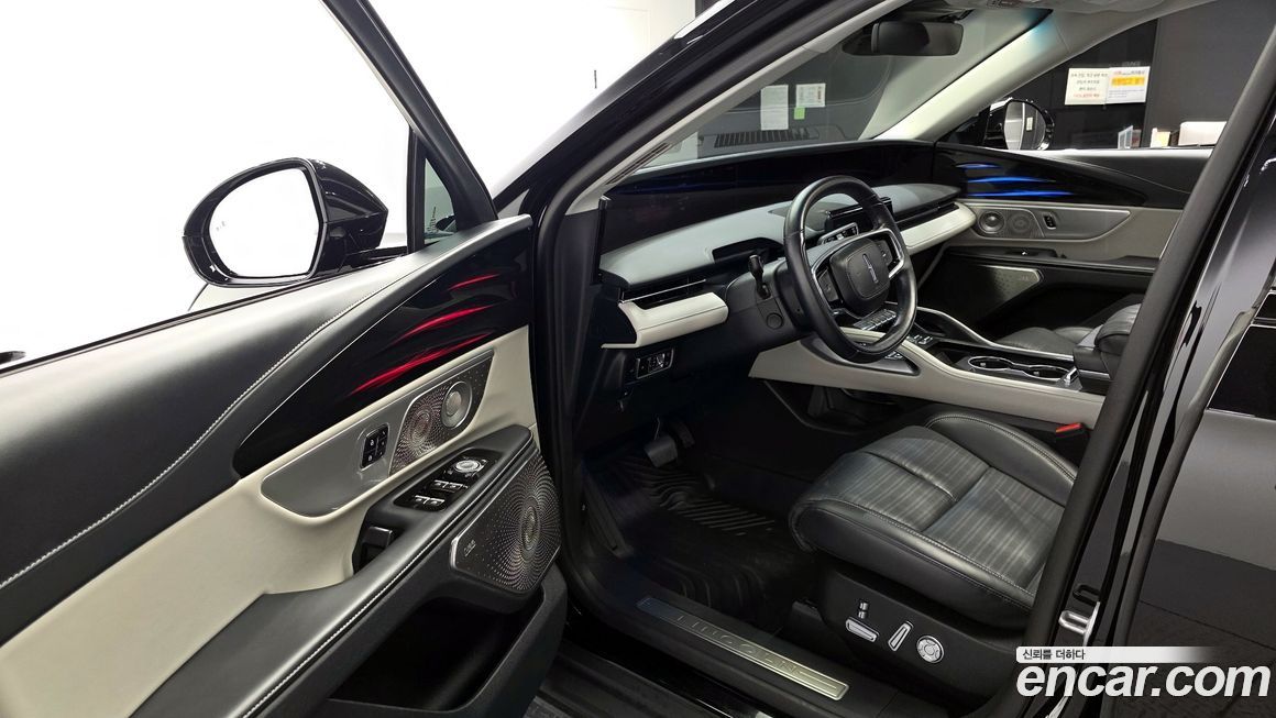 Lincoln Nautilus 2024