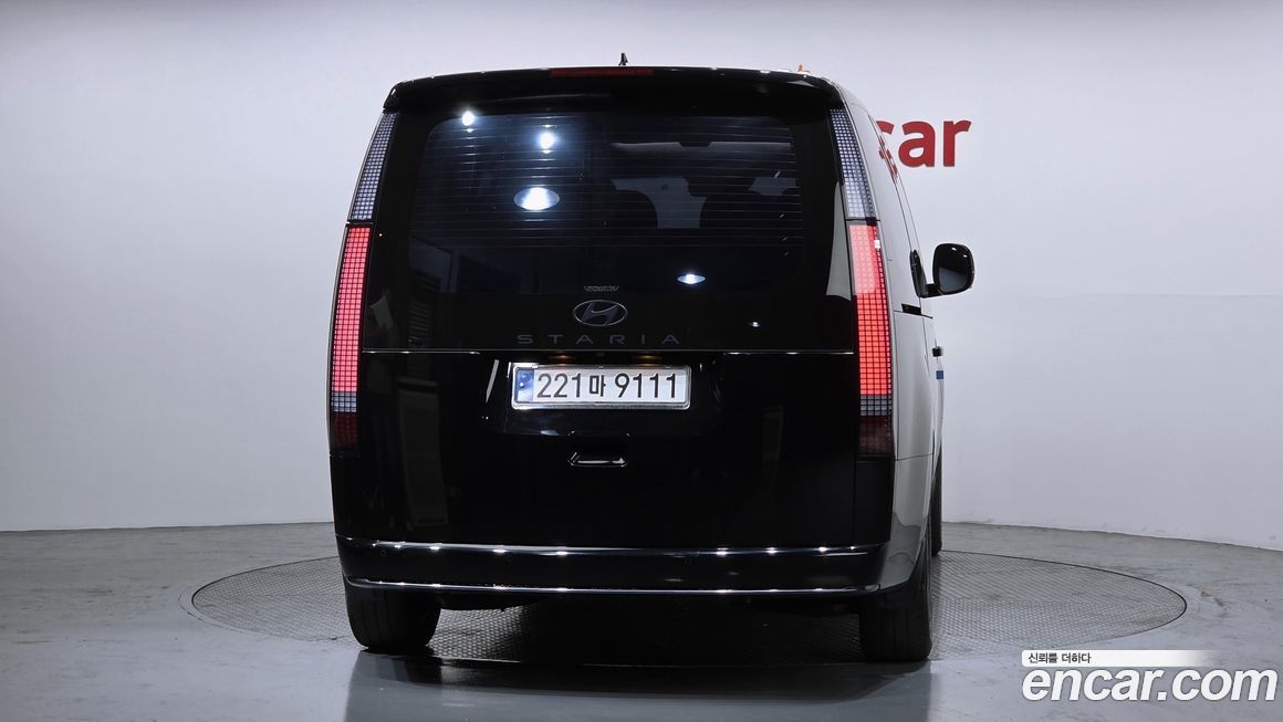 Hyundai Staria 2025