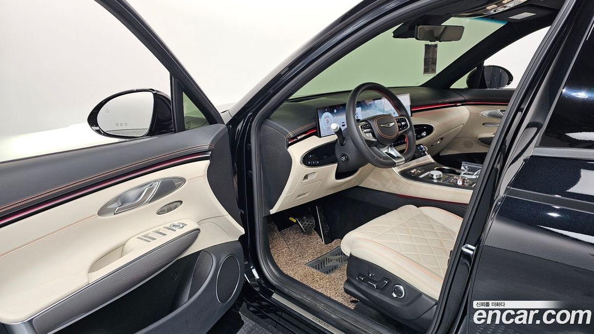 Genesis GV70 2025