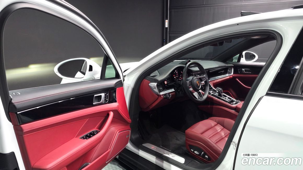 Porsche Panamera 2018