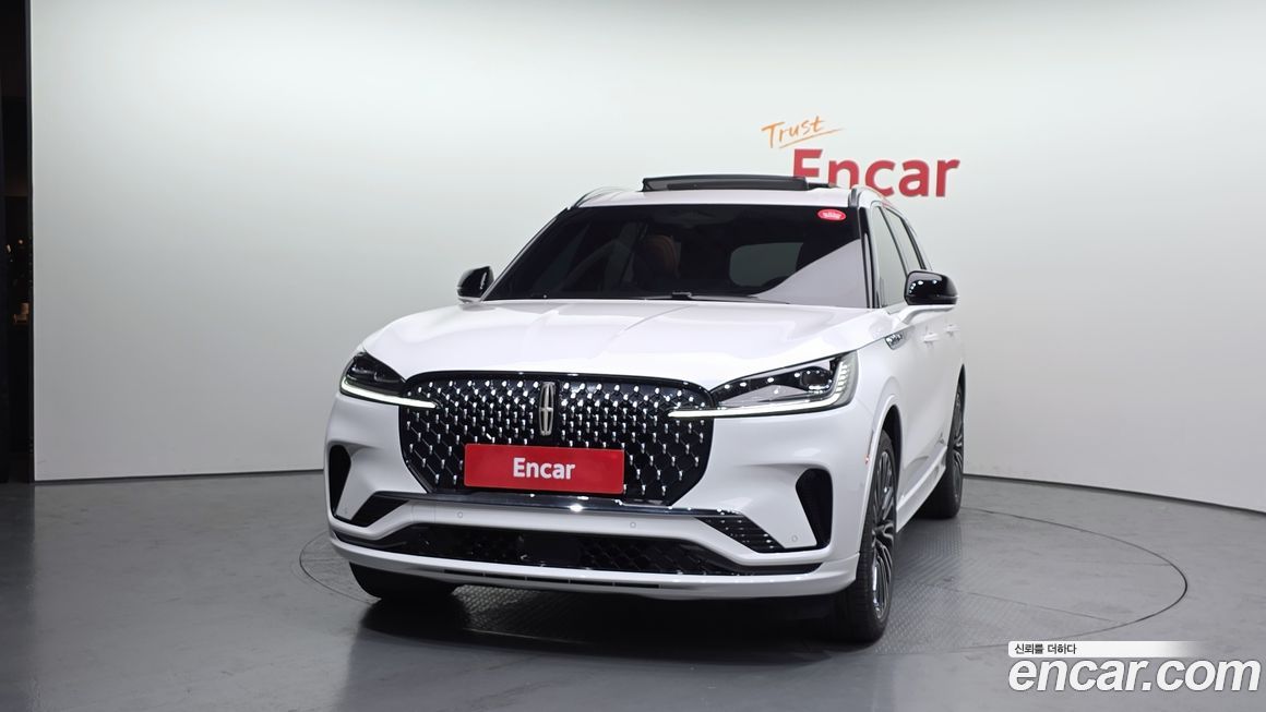 Lincoln Aviator 2025