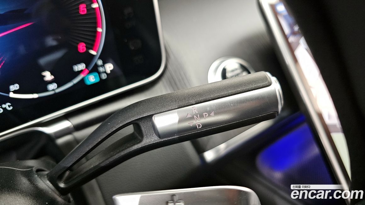 Mercedes-Benz S-Class 2022