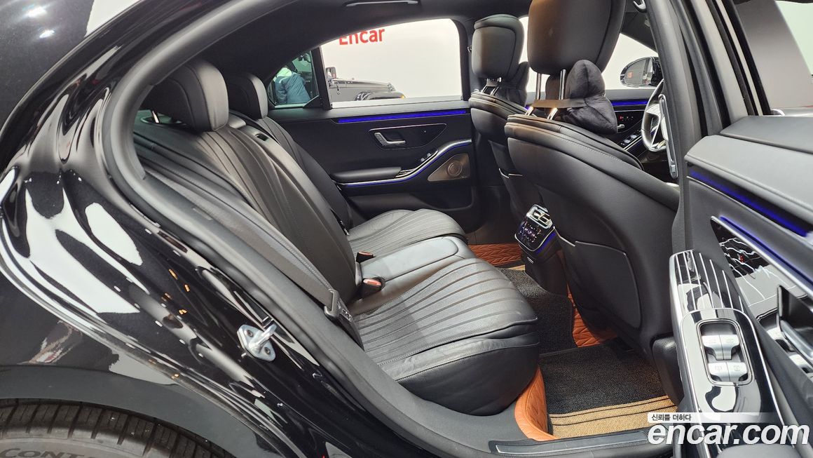 Mercedes-Benz S-Class 2023