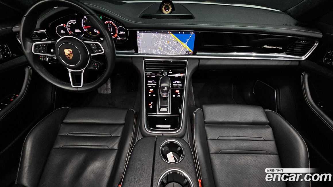 Porsche Panamera 2020