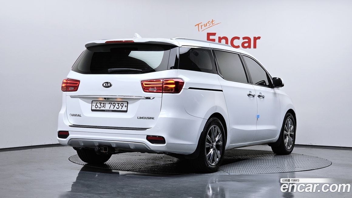Kia Canival 2019