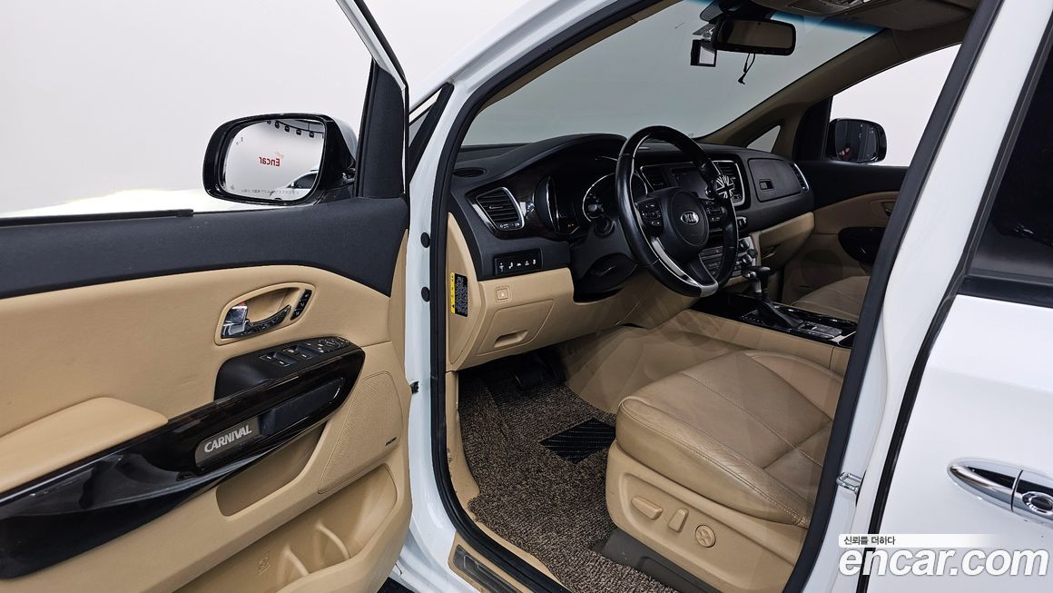 Kia Canival 2019