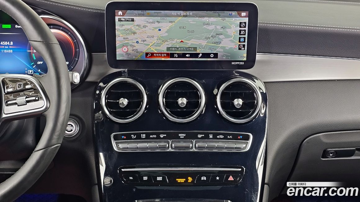 Mercedes-Benz GLC-Class 2020