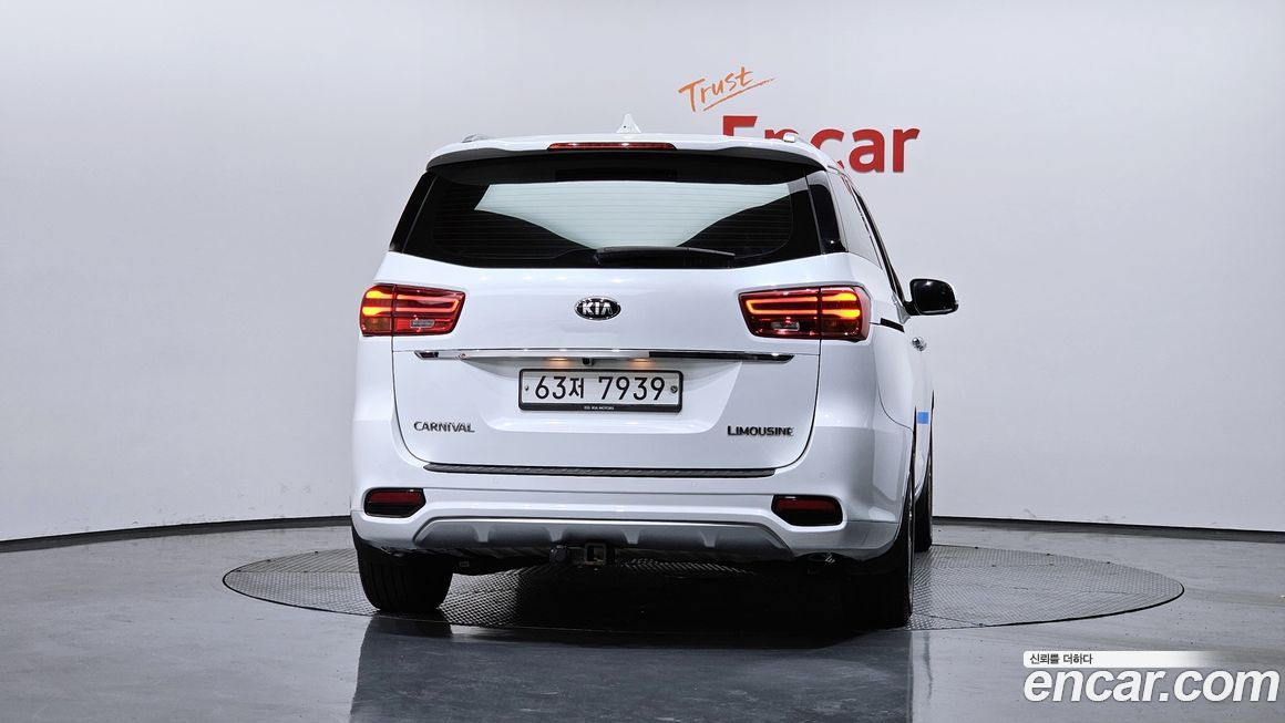 Kia Canival 2019