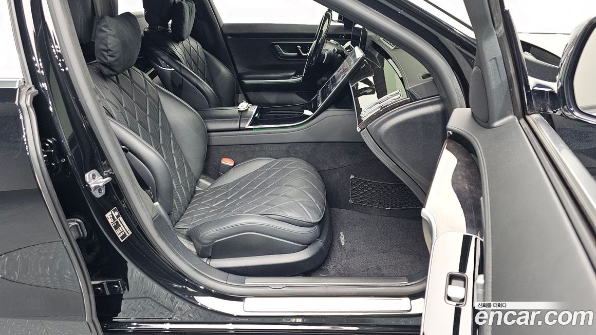 Mercedes-Benz S-Class 2021