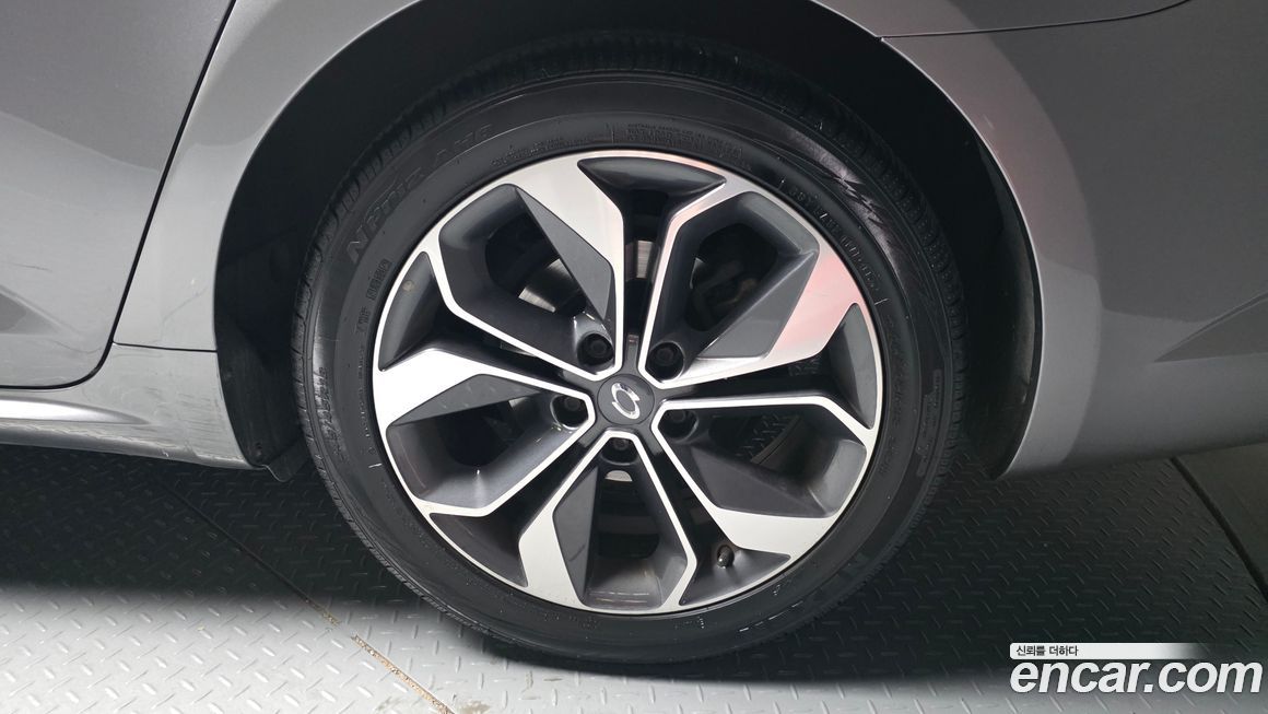 Renault-KoreaSamsung SM6 2019