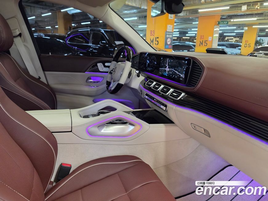 Mercedes-Benz GLS-Class 2023