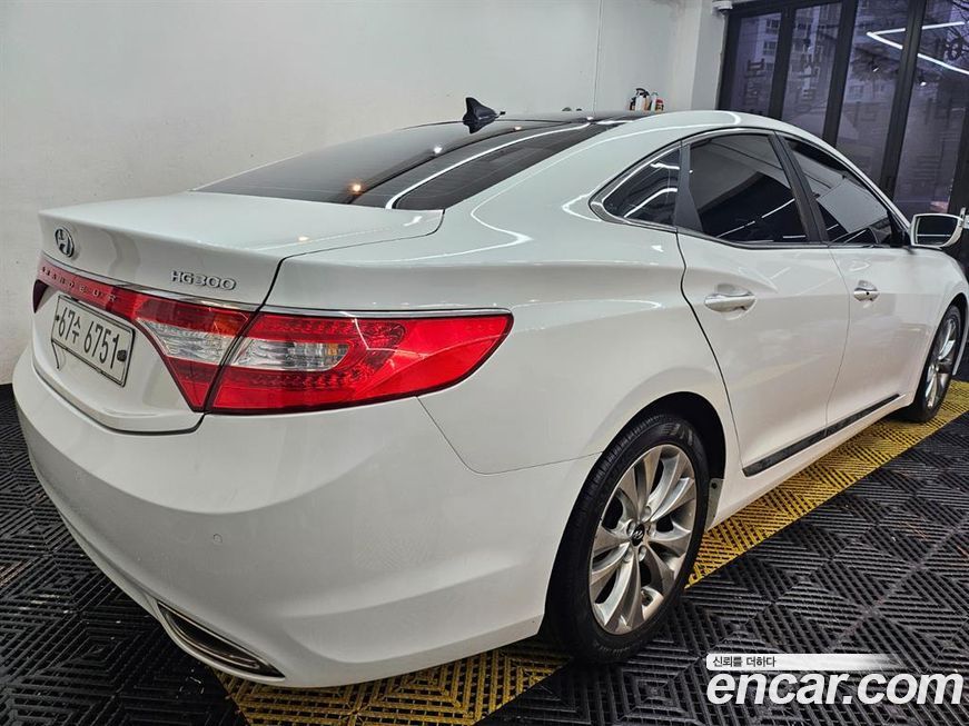 Hyundai Grandeur 2012