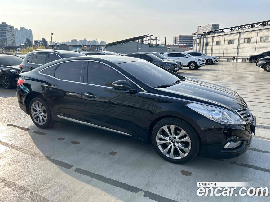 Hyundai Grandeur 2012