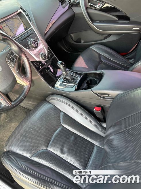 Hyundai Grandeur 2012